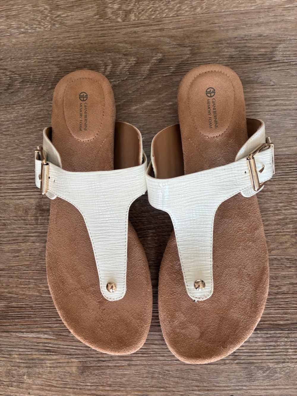 Giani Bernini LNWOT Sandals